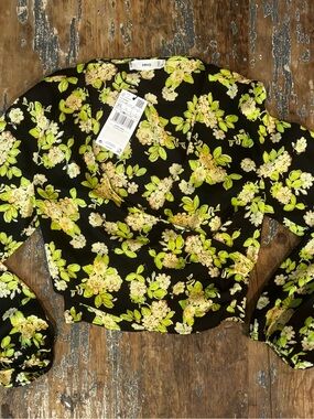 Mango Black Floral Wrap Crop Top